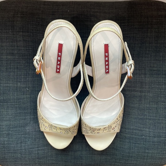 NWOT PRADA SPORT Patent Leather Sandals - Picture 2 of 12